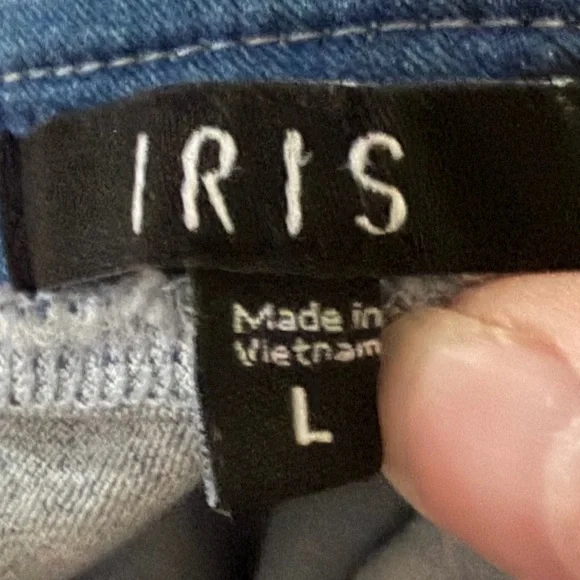 Women's Denim Button-Down Dress - Picture 4 of 4